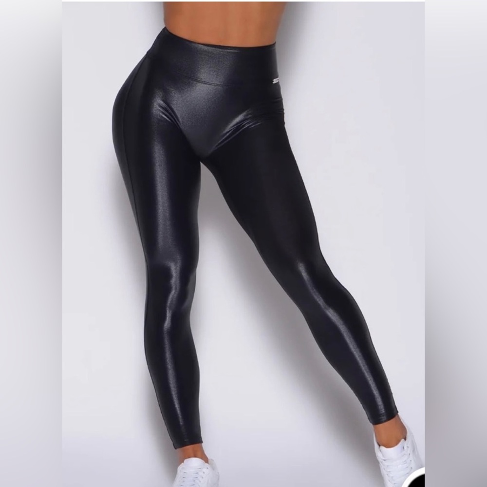 Bombshell Sportswear Gloss Leggings size XS